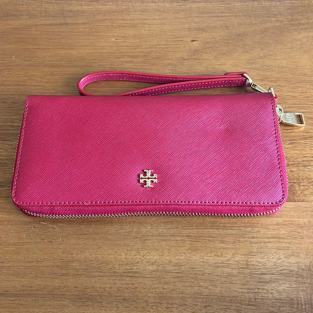 Tory Burch Clutch - New!